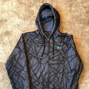 Men’s XL Under Armour hoodie